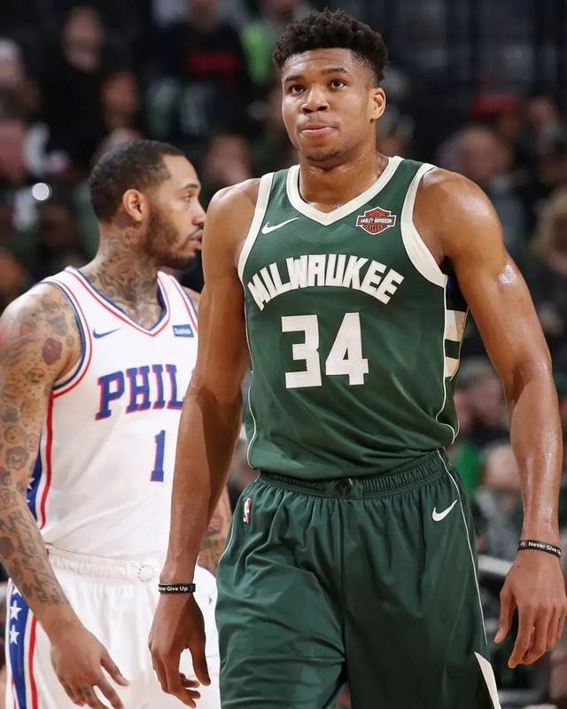 21到01！博洛尼亚晋级AC米兰遭绝杀，意甲八强格局生变（从2-1到0-1！博洛尼亚晋级、AC米兰遭绝杀，意甲八强版图重塑）