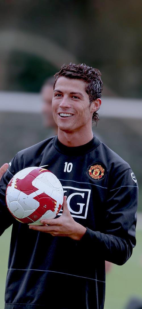 恐怖统治力！SGA本赛季在场时净效率达+21.5，领跑联盟（统治力爆表！SGA本季在场净效率+21.5，高居联盟第一）