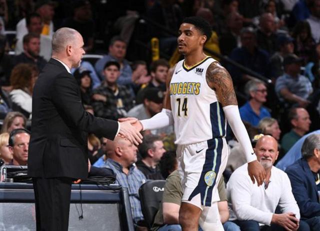 欧洲多家媒体批评莱万飞点：他罚出西甲史上最糟糕的点球之一（欧媒齐批莱万点球踢飞：堪称西甲历史最差之一）