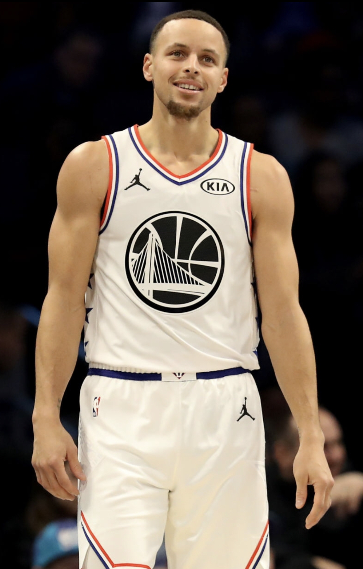 CBA俱乐部杯-上海首战39分大胜四川 山西山东开门红（CBA俱乐部杯：上海首秀39分狂胜四川，山西山东齐迎开门红）