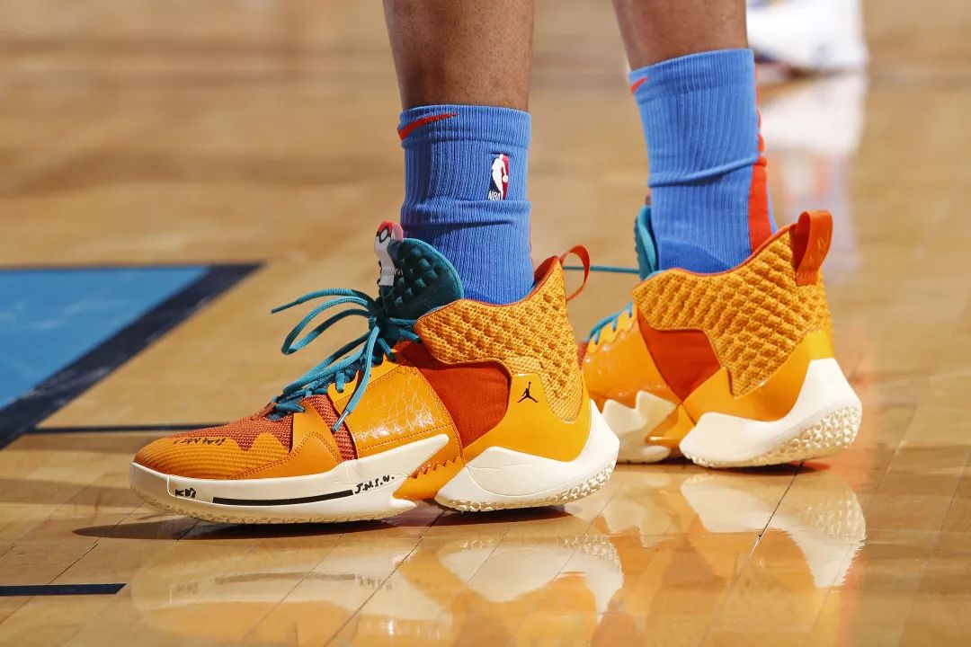 美记：雷霆现在24胜1负，还拥有26年第三高的状元签概率（美媒称：雷霆战绩24胜1负，且在2026年拥有第三高状元签概率）