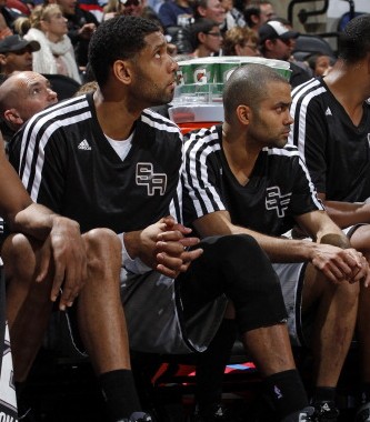 皇家马德里 - 曼城：冠军联赛第六轮巅峰对决，谁将掌控局势？（欧冠第六轮焦点之战：皇马迎战曼城，谁能主宰赛场？）