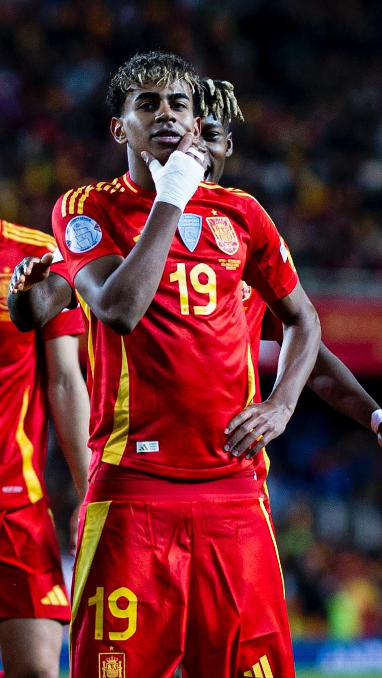 NBA每日最佳：伦纳德41分创个人赛季新高，弗拉格30+准三双（NBA今日看点：伦纳德轰41分创赛季新高，弗拉格30+准三双）