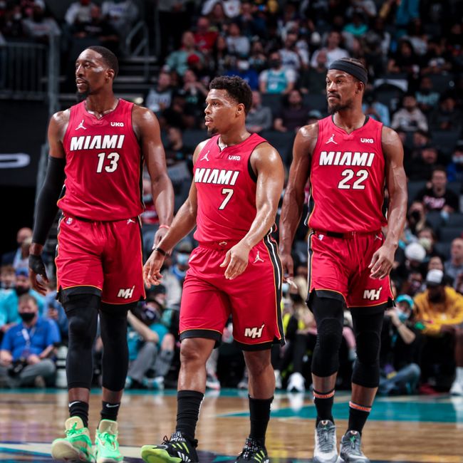 里弗斯：我们的区域联防和盯人防守都能更好，还要简化内线轮转（里弗斯：区域与盯人防守需提升，将简化内线轮转）