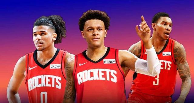 阿莫林：英超比我想象中更难踢，曼联各方面都太庞大（阿莫林直言英超比预想更难踢，曼联各层面规模过于庞大）