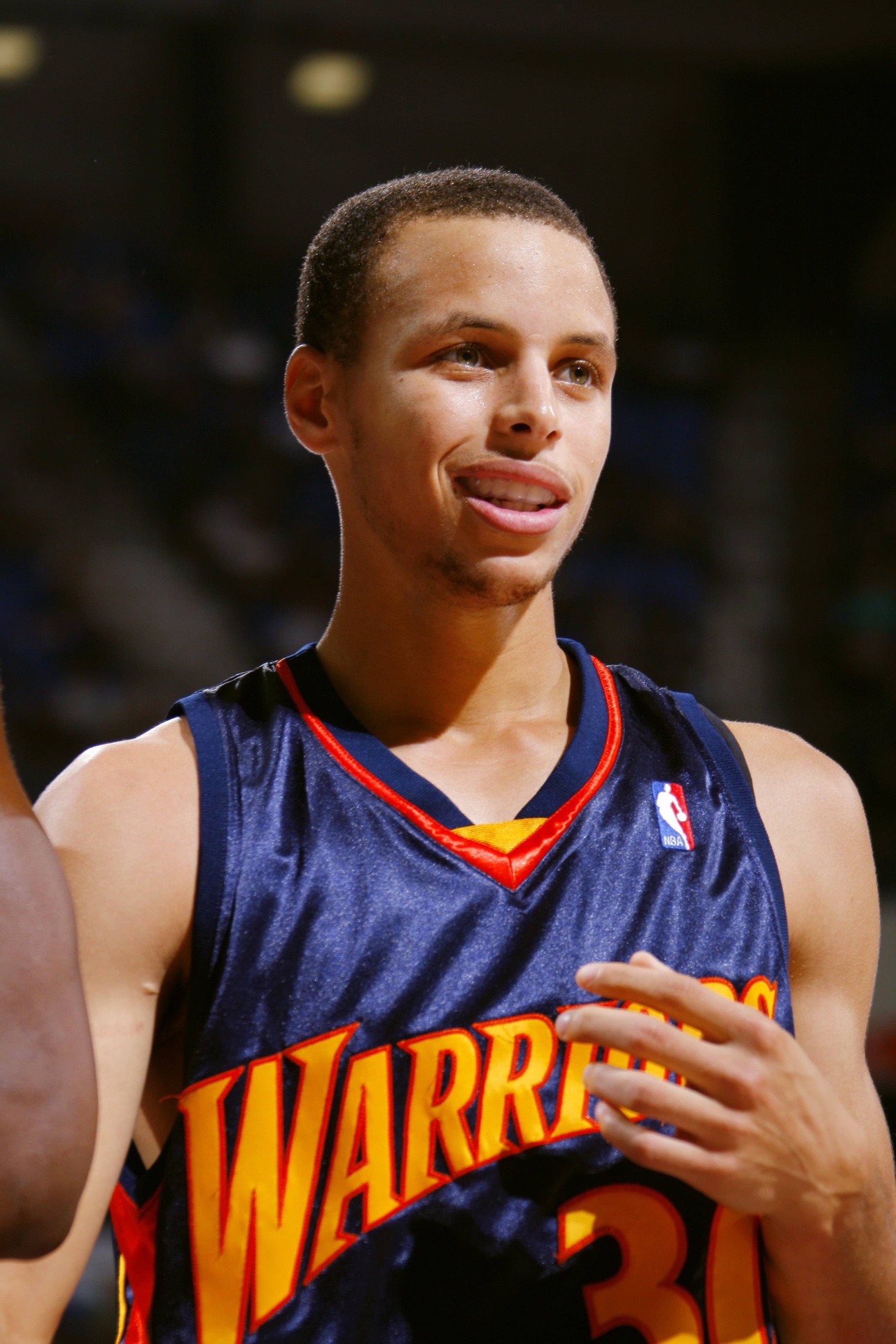 15岁道曼禁区内天秀回旋破门，青年欧冠阿森纳4-2逆转拜仁（15岁道曼禁区回旋破门技惊四座，青年欧冠阿森纳4-2逆转拜仁）