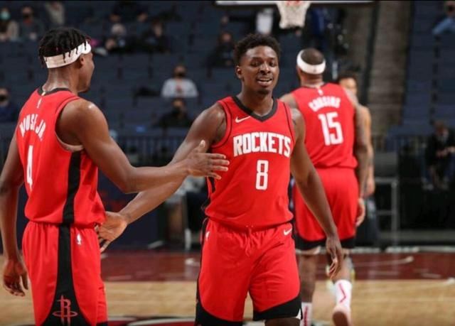 RMC：本泽马盼望重返法国队参加世界杯，德尚未置可否（RMC：本泽马希望重返法国队出战世界杯，德尚暂未表态）