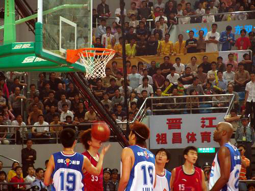 国际奥委会回顾马龙12年五胜韩国选手（国际奥委会盘点马龙12年间五度战胜韩国选手）