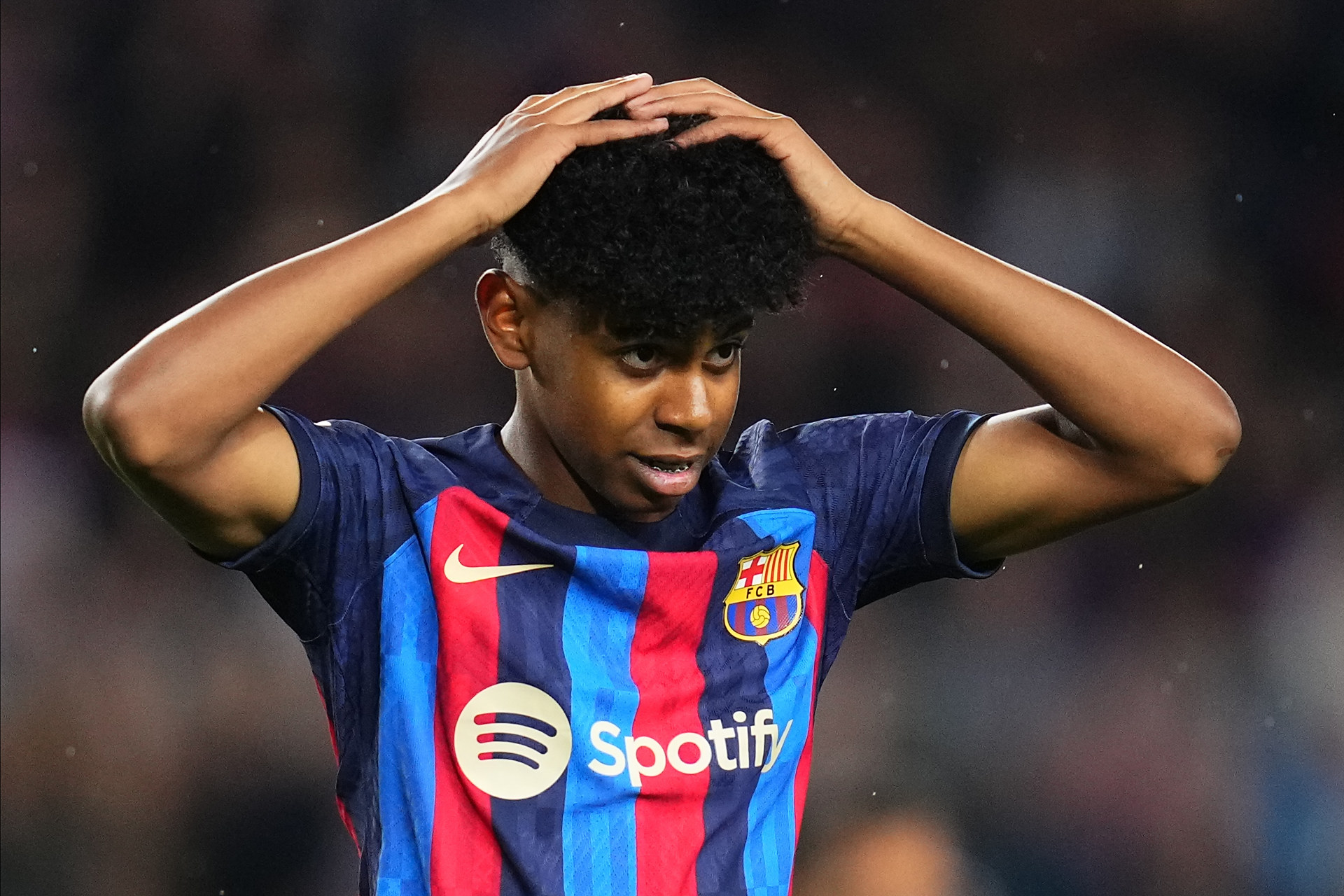 火箭官方大胜湖人集锦：杜兰特25分力压詹姆斯 阿门爆发轰26+7+5（火箭官方发布大胜湖人集锦：杜兰特砍25分压过詹姆斯，阿门爆发轰下26+7+5）