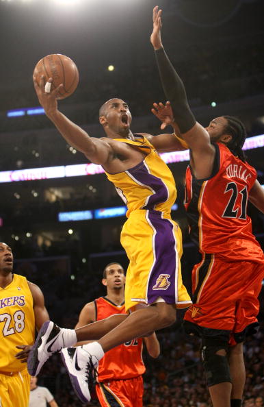 中超官方发2025赛季前四排名走势图：榜首共12次易主（中超官方公布2025赛季前四名走势：榜首易主12次）